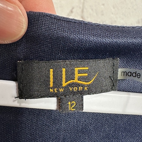 ILE NY Women's blue sleeveless Shift Dress SZ 12 - Picture 2 of 5